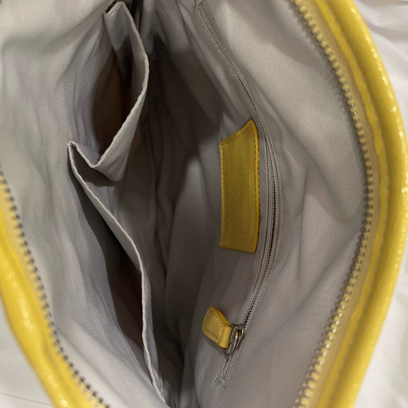 Coach Signature Stripe Duffle Shoulder Crossbody Bag F21905 Bright Yellow - Picture 15 of 16